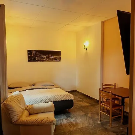 Gasthof Queens Safehouse
